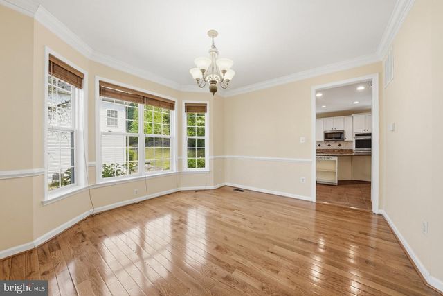 3679 EXPEDITION DR, Triangle, VA 22172