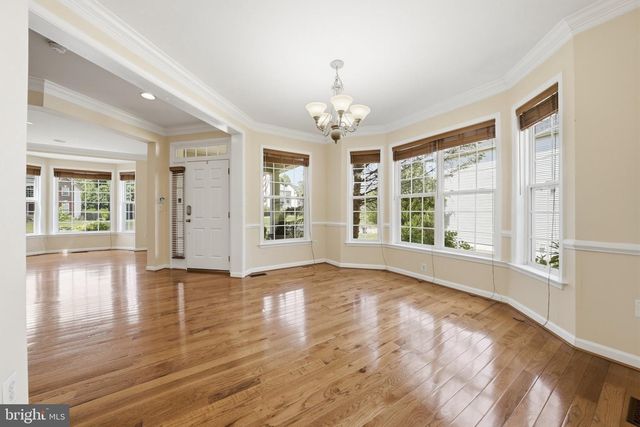 3679 EXPEDITION DR, Triangle, VA 22172