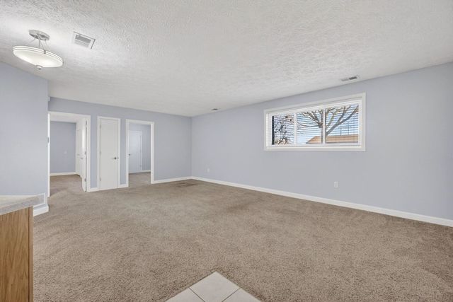 4195 Fairview Drive 4, Bettendorf, IA 52722