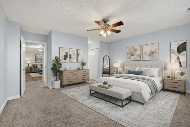 4195 Fairview Drive 4, Bettendorf, IA 52722