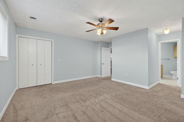 4195 Fairview Drive 4, Bettendorf, IA 52722