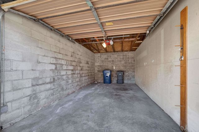 4195 Fairview Drive 4, Bettendorf, IA 52722