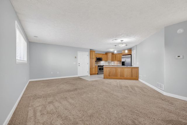 4195 Fairview Drive 4, Bettendorf, IA 52722