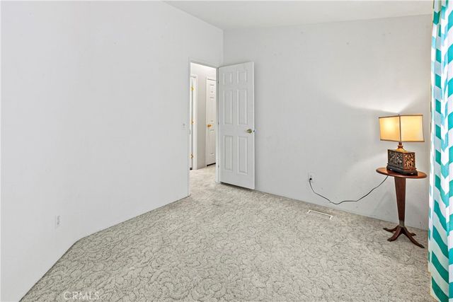 1701 S Thornburg Street 108, Santa Maria, CA 93458