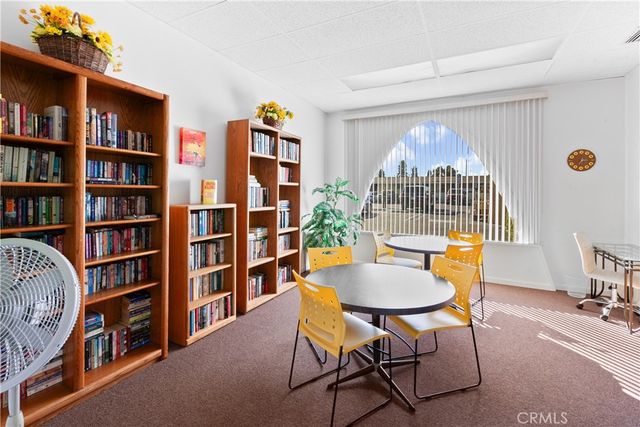 1701 S Thornburg Street 108, Santa Maria, CA 93458