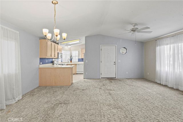 1701 S Thornburg Street 108, Santa Maria, CA 93458