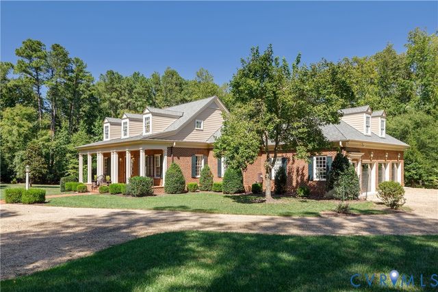 628 Cedar Run Rd, Manakin Sabot, VA 23103