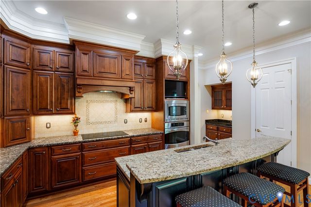 628 Cedar Run Rd, Manakin Sabot, VA 23103