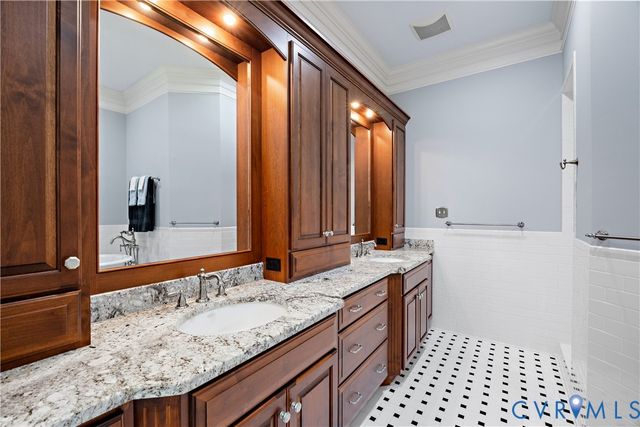 628 Cedar Run Rd, Manakin Sabot, VA 23103