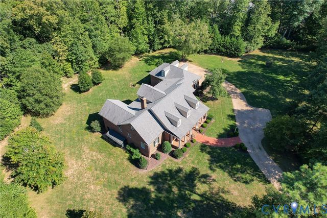 628 Cedar Run Rd, Manakin Sabot, VA 23103