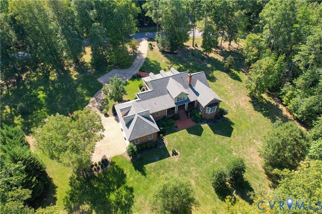 628 Cedar Run Rd, Manakin Sabot, VA 23103