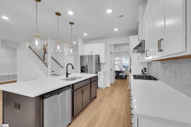 148 Cedar Shoals Way, Simpsonville, SC 29680