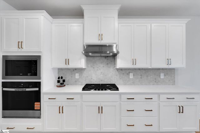 148 Cedar Shoals Way, Simpsonville, SC 29680