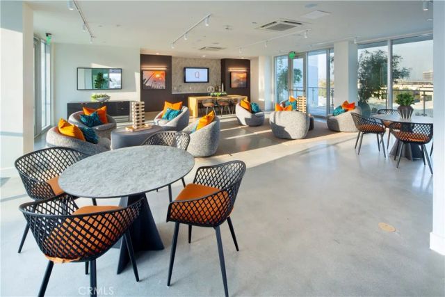 6235 Topanga Canyon Blvd Street 447, Woodland Hills, CA 91367