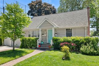 156 Moore Avenue, Massapequa Park, NY 11762