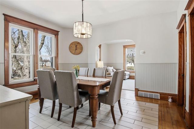 1619 Hayden Avenue, Altoona, WI 54720