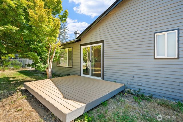 6914 21st Drive NE, Marysville, WA 98271