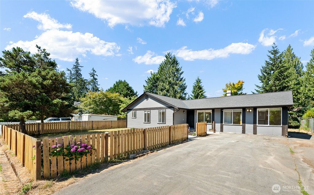6914 21st Drive NE, Marysville, WA 98271