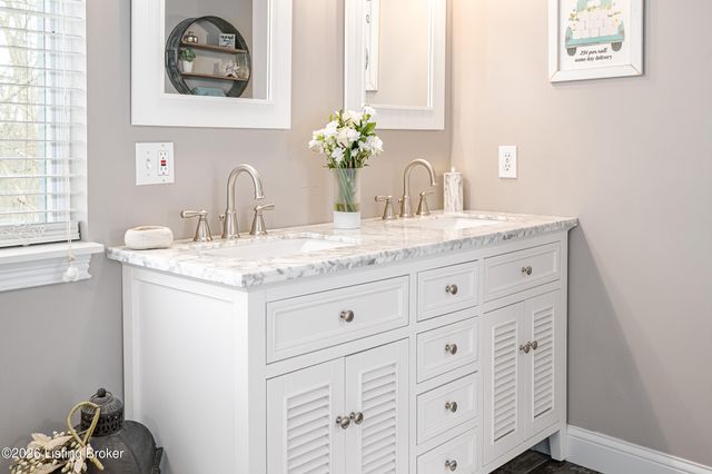 11675 Big Bone Rd, Union, KY 41091