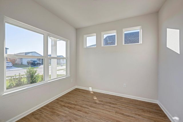 1929 N Riverside Circle, Dayton, TX 77535