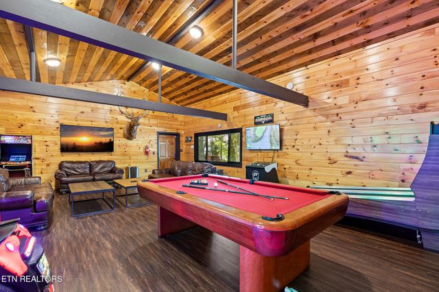 2940 Tower Rd, Sevierville, TN 37876