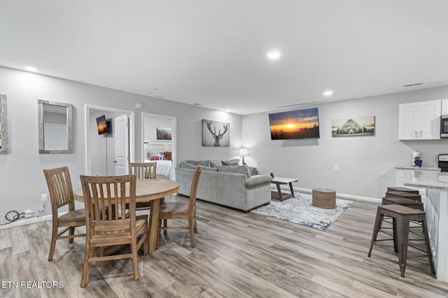 2940 Tower Rd, Sevierville, TN 37876