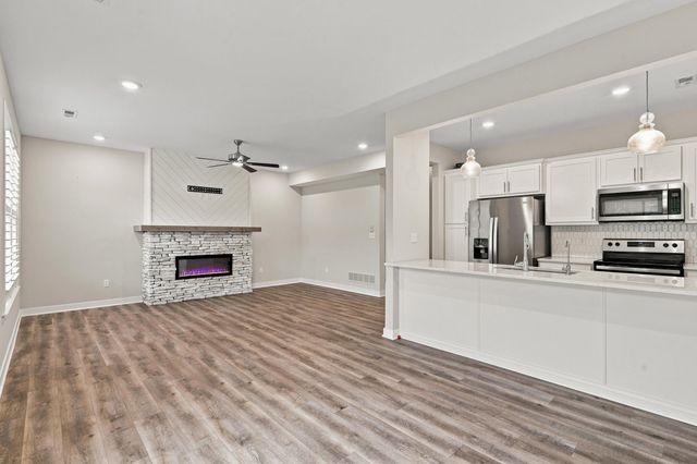 4000 W WORLEY ST 2, Columbia, MO 65203