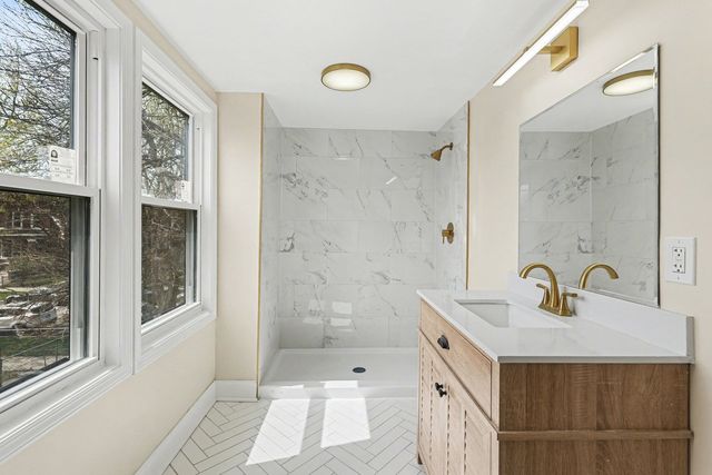 8539 S Carpenter Street, Chicago, IL 60620