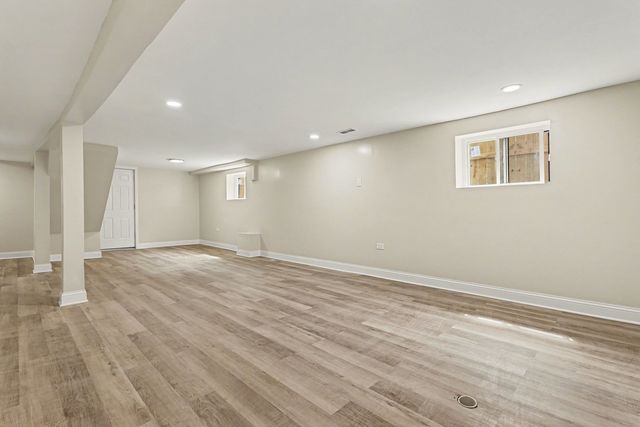 8539 S Carpenter Street, Chicago, IL 60620