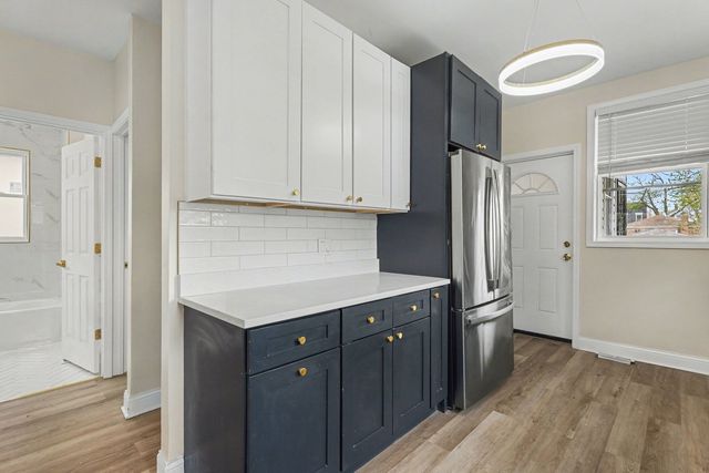 8539 S Carpenter Street, Chicago, IL 60620