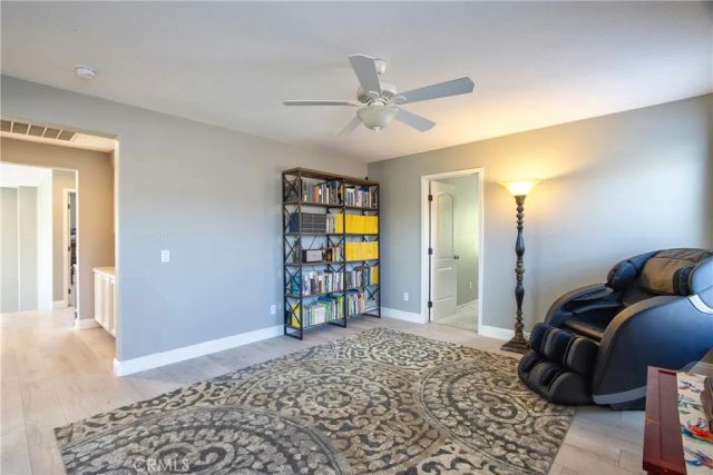 39883 S Creek Circle, Murrieta, CA 92563