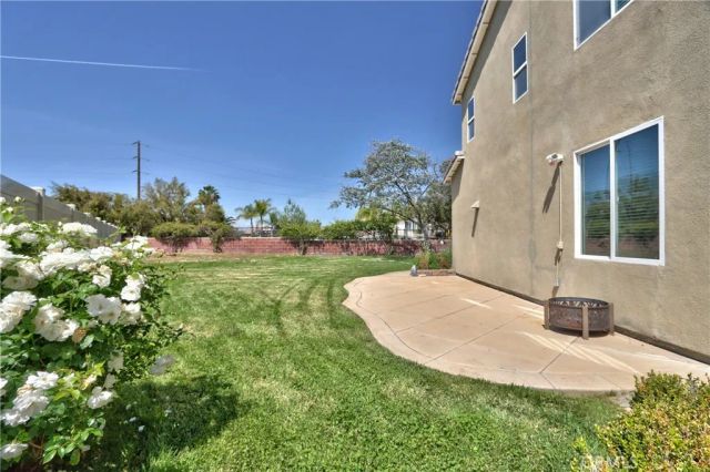 39883 S Creek Circle, Murrieta, CA 92563