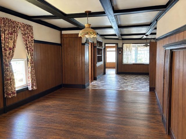 27 Fore River Ave, Weymouth, MA 02191