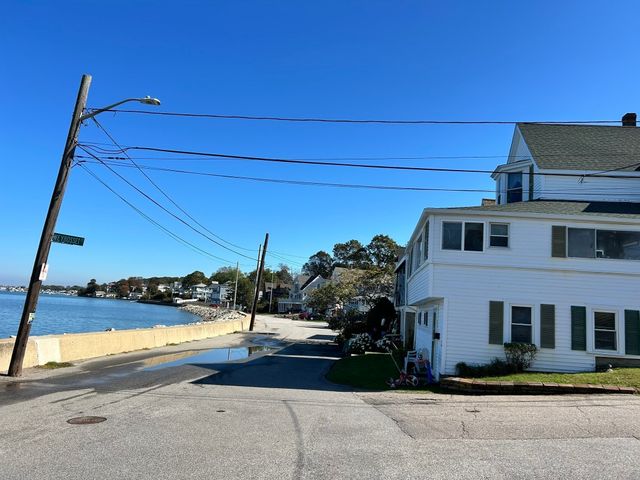 27 Fore River Ave, Weymouth, MA 02191