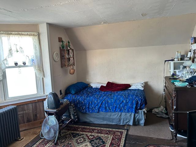 27 Fore River Ave, Weymouth, MA 02191