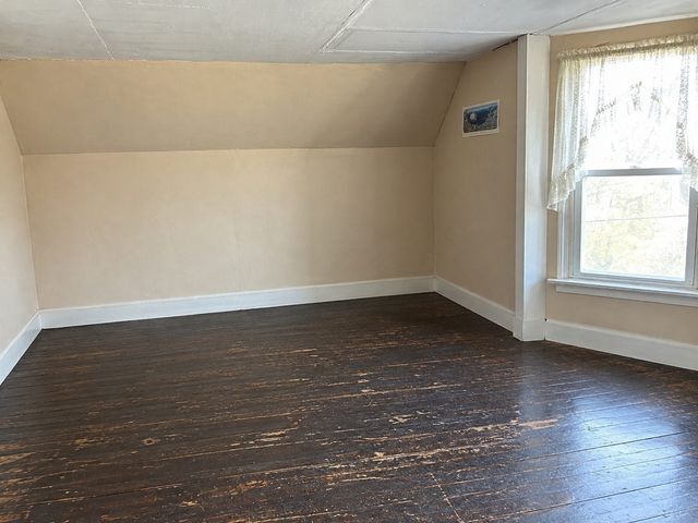 27 Fore River Ave, Weymouth, MA 02191