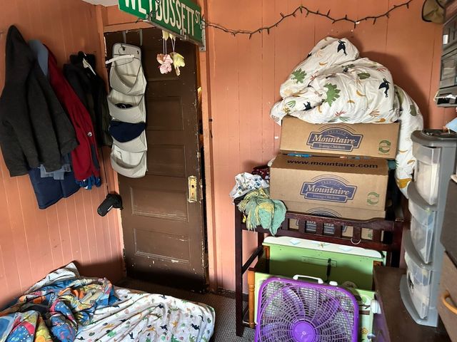 27 Fore River Ave, Weymouth, MA 02191