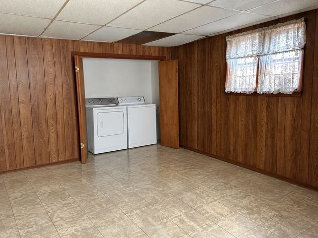 27 Fore River Ave, Weymouth, MA 02191