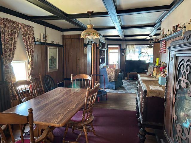 27 Fore River Ave, Weymouth, MA 02191