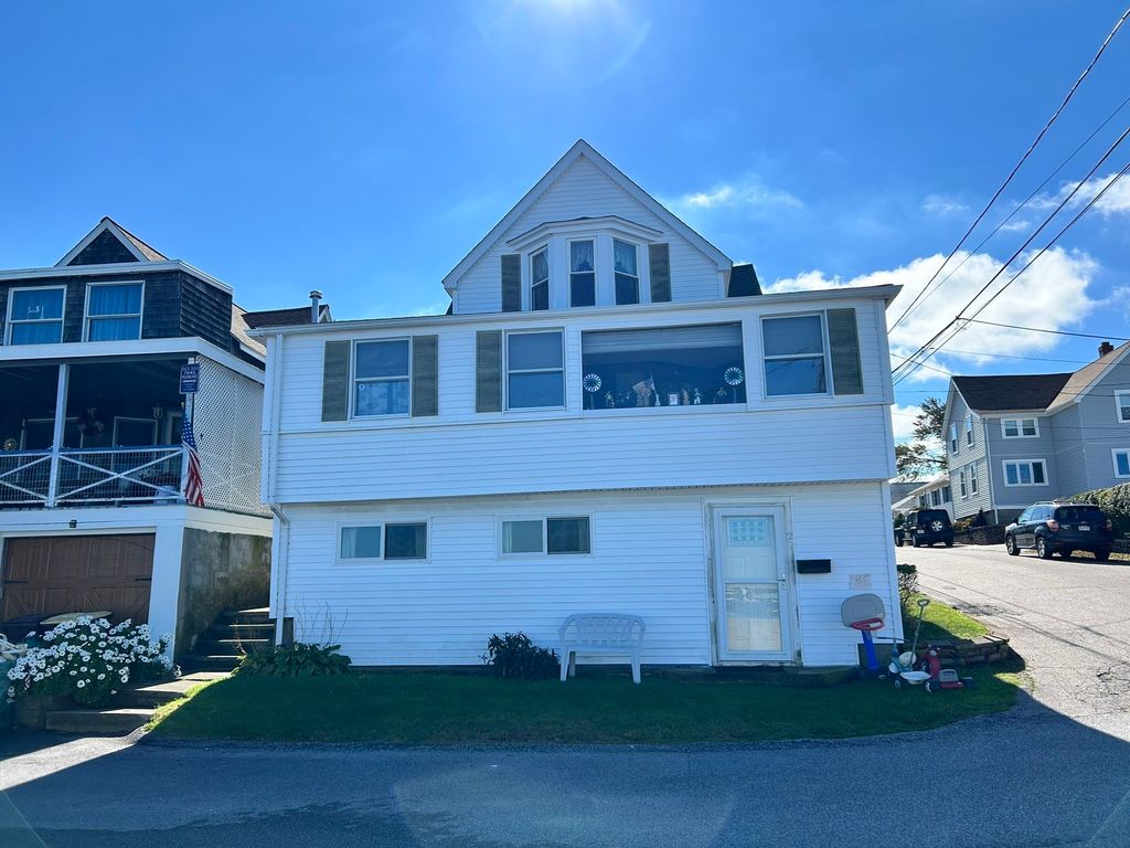 27 Fore River Ave, Weymouth, MA 02191