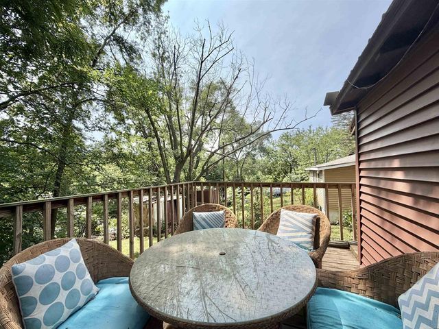 141 Lakeview Avenue, Edgerton, WI 53534