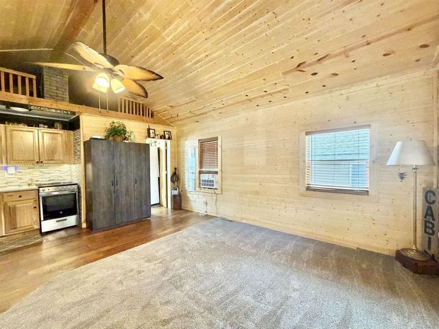 141 Lakeview Avenue, Edgerton, WI 53534