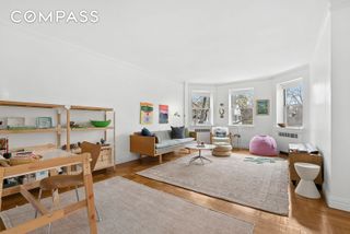 474 W 238th Street # 2E, New York City, NY 10463