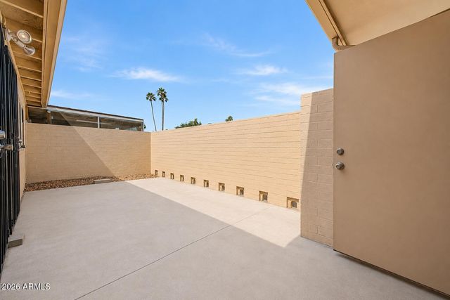 13606 N 110th Avenue 15B, Sun City, AZ 85351