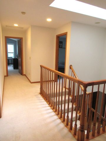 1020 Lake Lucy Road, Chanhassen, MN 55317