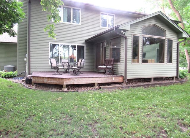 1020 Lake Lucy Road, Chanhassen, MN 55317