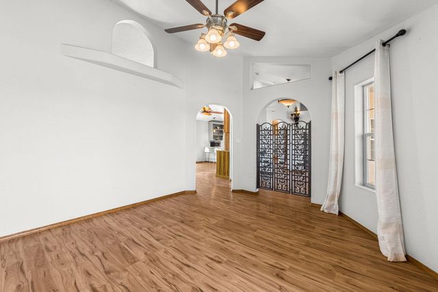 42 Crawford Road, Jarales, NM 87023