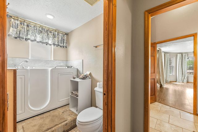 42 Crawford Road, Jarales, NM 87023
