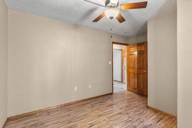 42 Crawford Road, Jarales, NM 87023