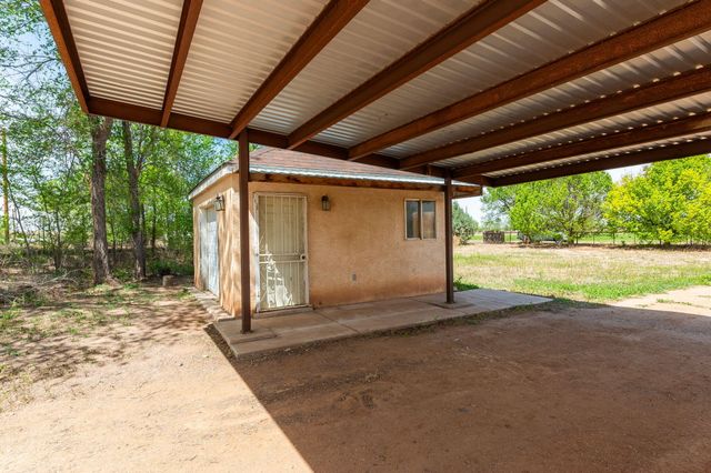42 Crawford Road, Jarales, NM 87023
